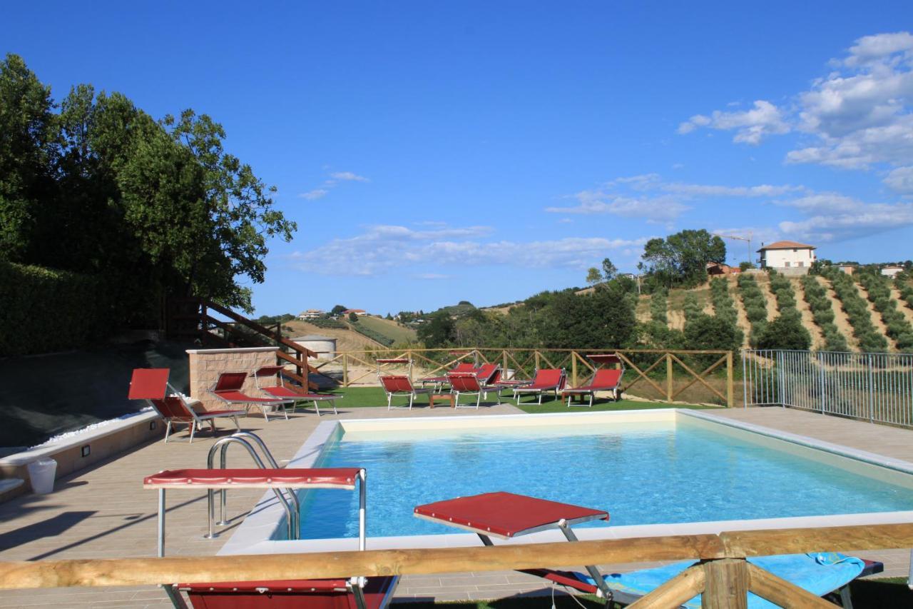 Country-House Pecora Nera Guest House Mosciano Sant'Angelo Ngoại thất bức ảnh